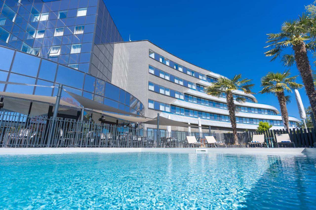 Novotel Poitiers Site Du Futuroscope Чассенеуил-Ду-Поитоу Экстерьер фото