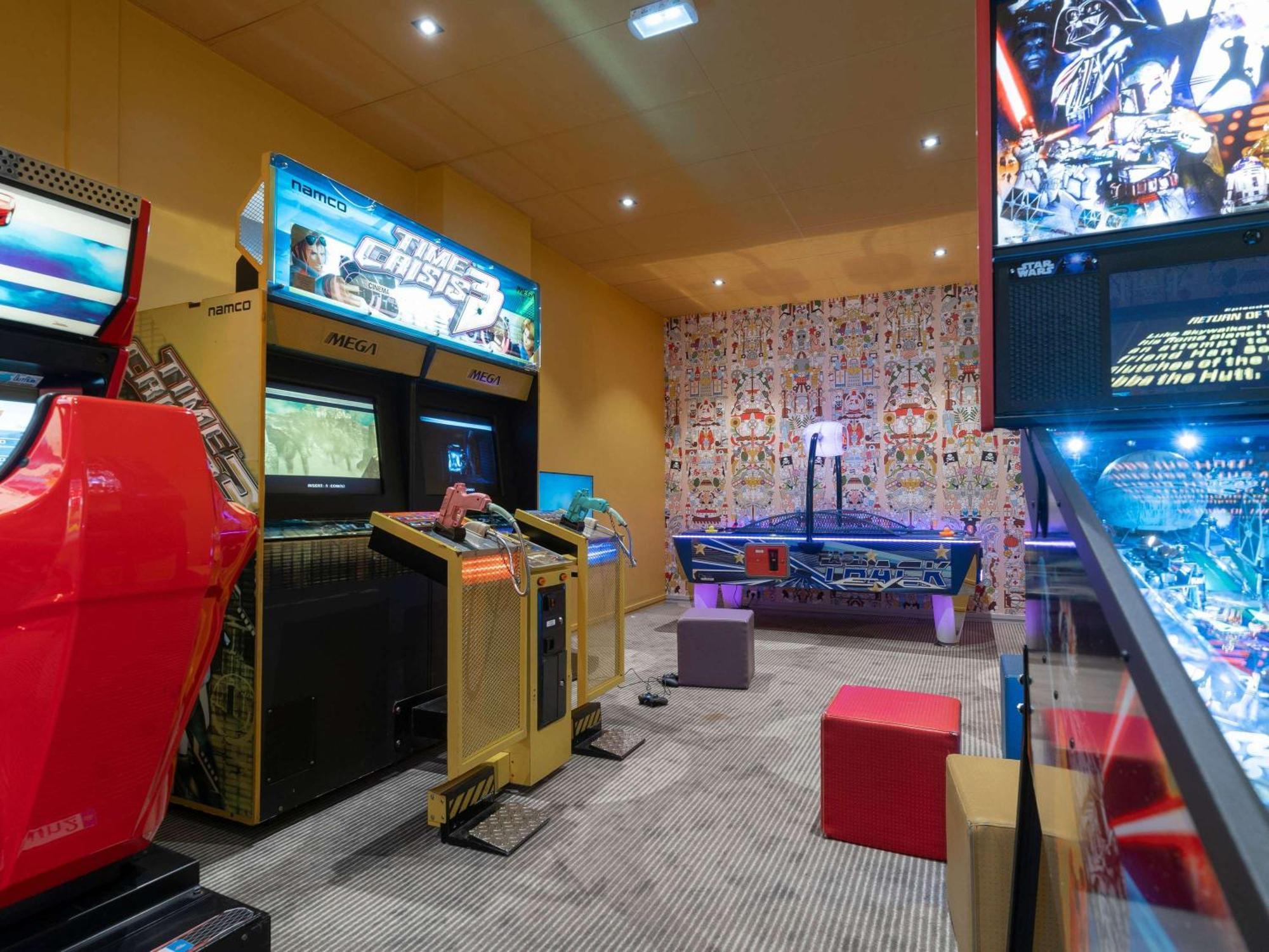 Novotel Poitiers Site Du Futuroscope Чассенеуил-Ду-Поитоу Экстерьер фото